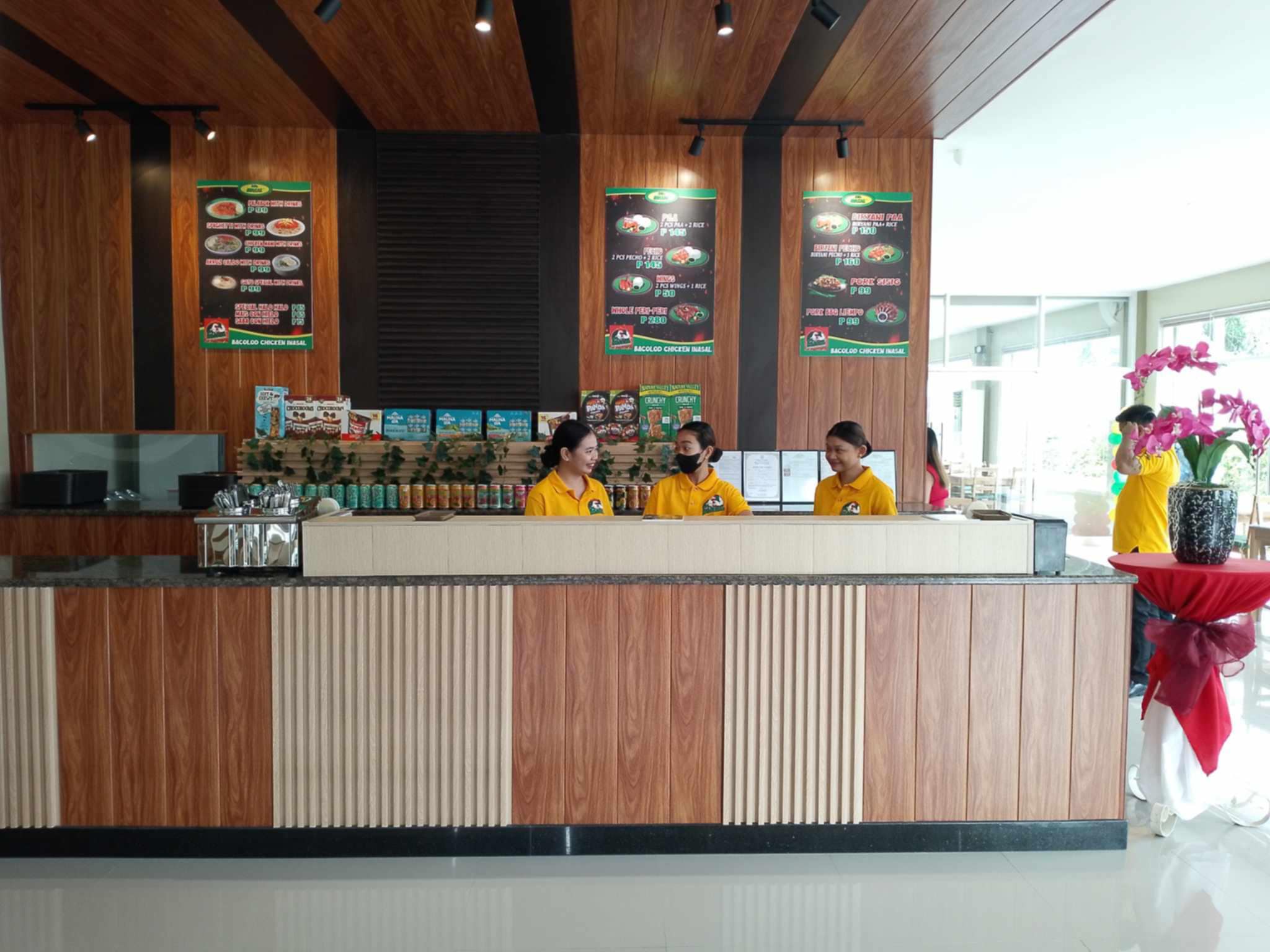 Cashier 2